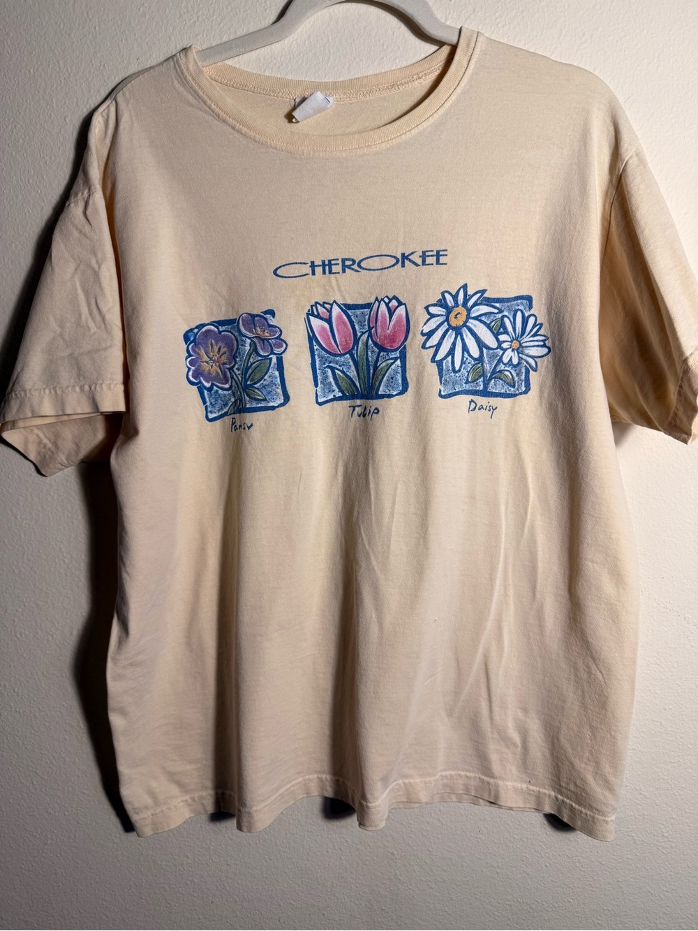 Cherokee Pastel Yellow Grandmacore Vintage Short-Sleeve Tee with Floral Graphic